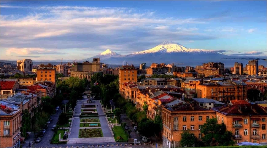 Շրջագայություն Երևանում
